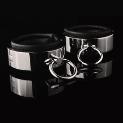 Black Marie（ブラックマリー）Iron Leather Cuffs-金属腕輪　本革と合金SizeM-　■
